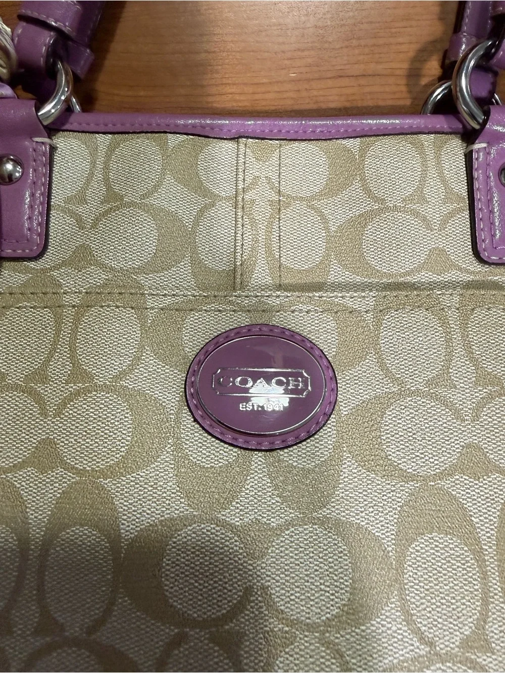 Coach tote beige